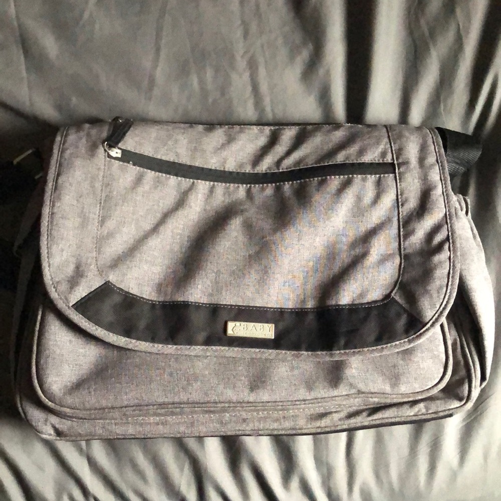Baby Innovations diaper bag